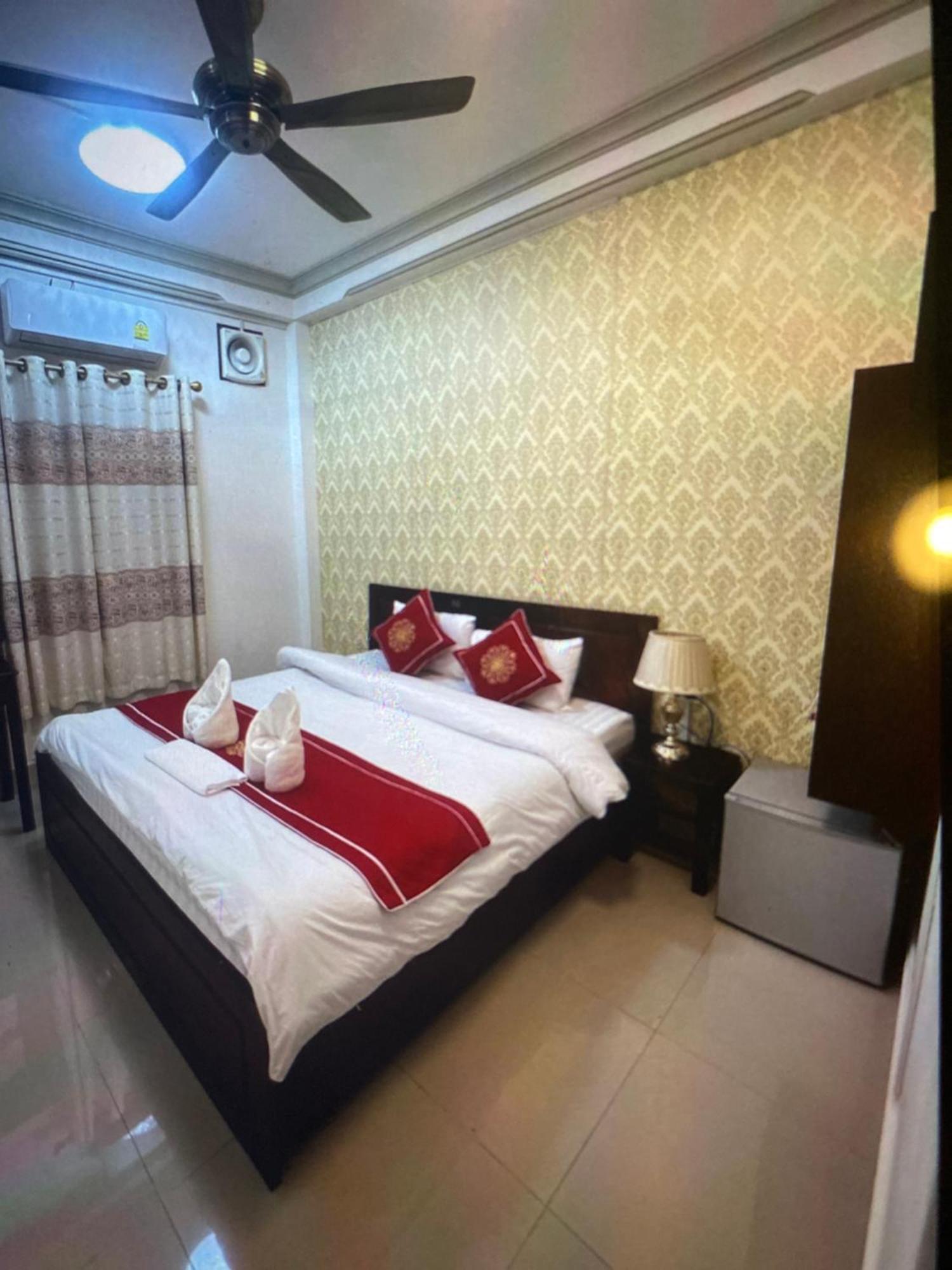 Xuan Keo Place House 2 루앙프라방 외부 사진