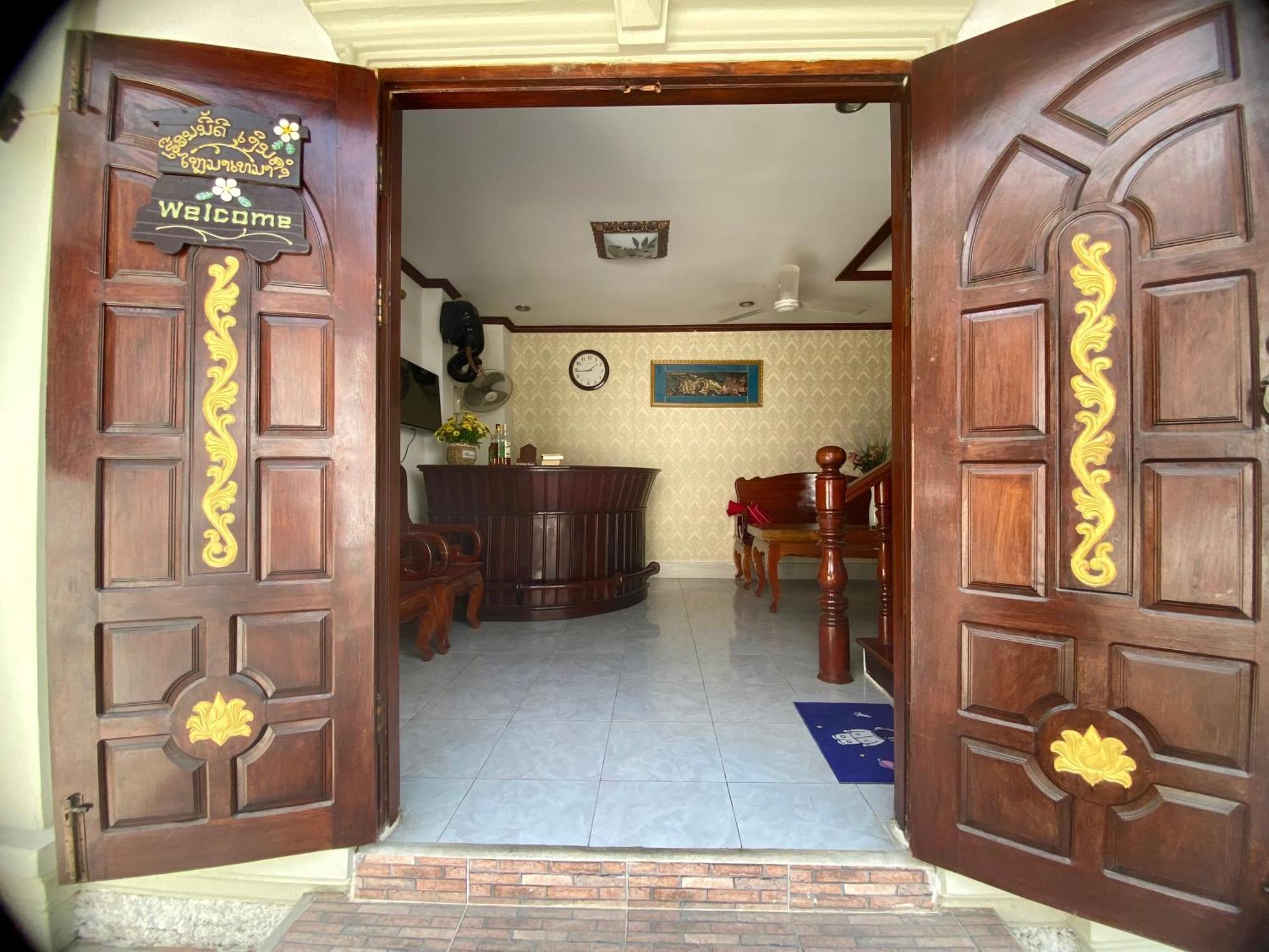 Xuan Keo Place House 2 루앙프라방 외부 사진